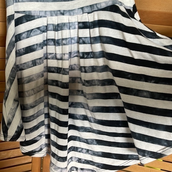 Living Doll swing tank size small - Picture 4 of 7